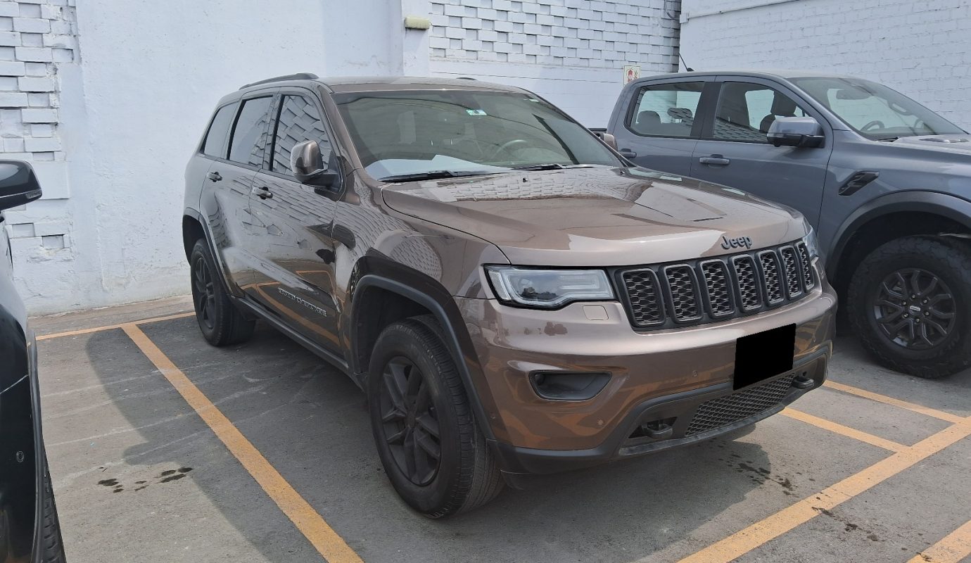 Jeep Grand Cherokee Laredo