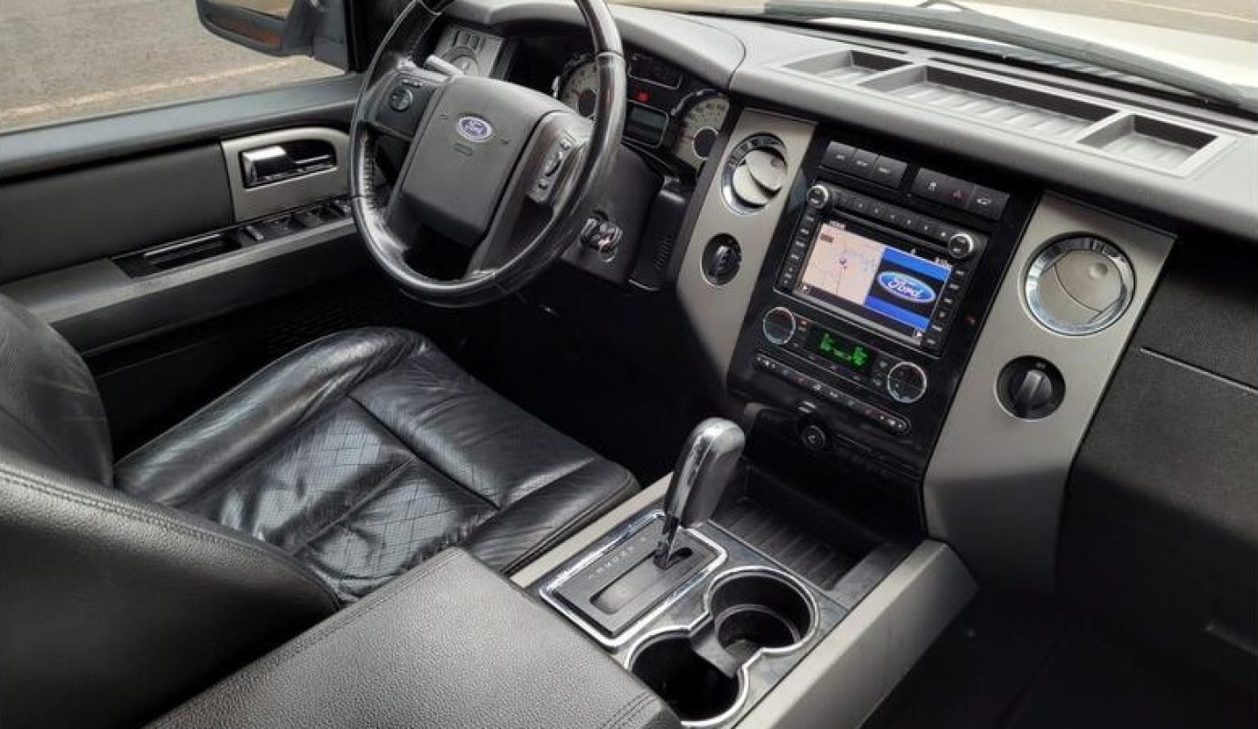 Ford Expedition 2011