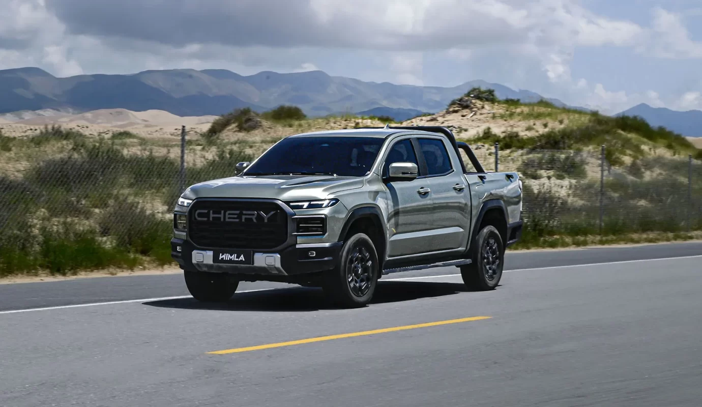 Himla 2.3T AT 4WD LUX