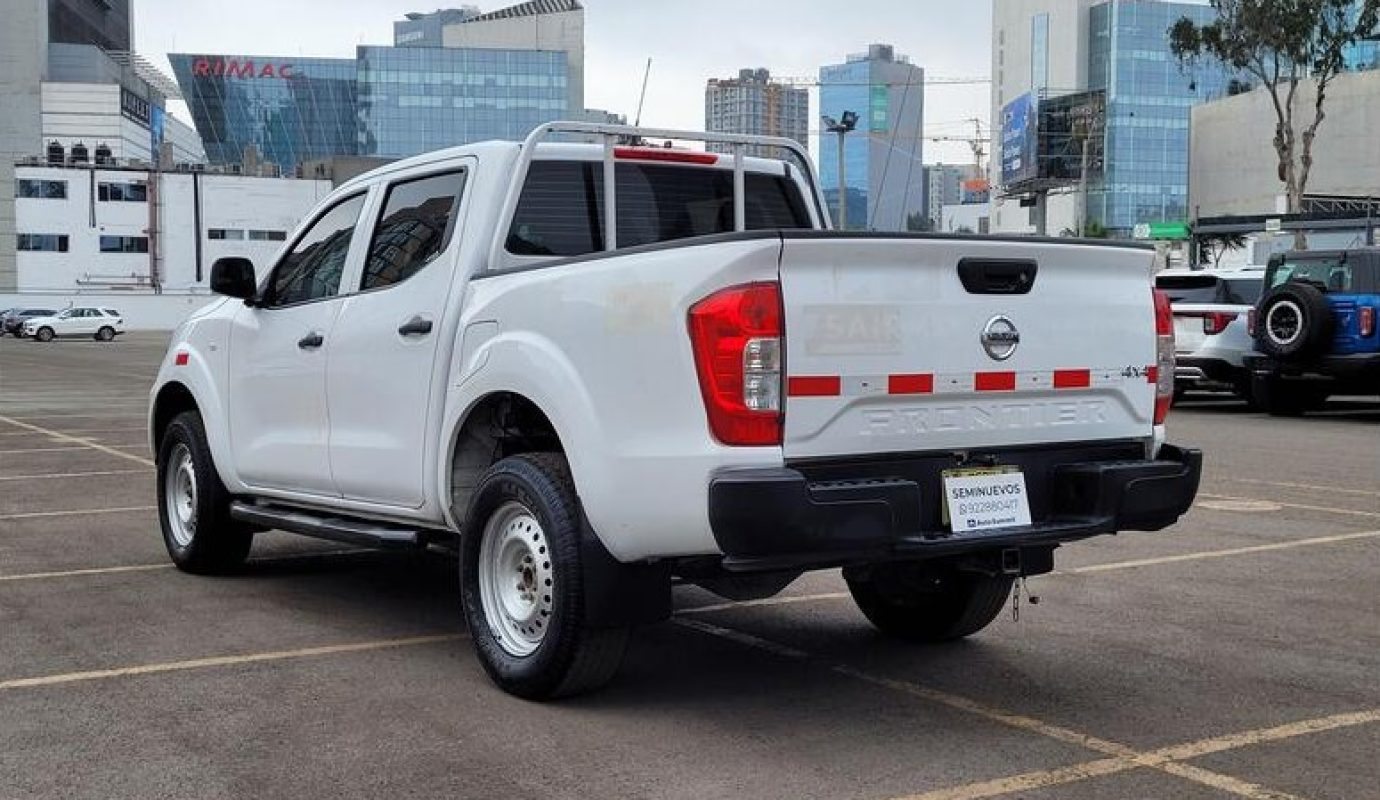 Nissan Frontier 2023