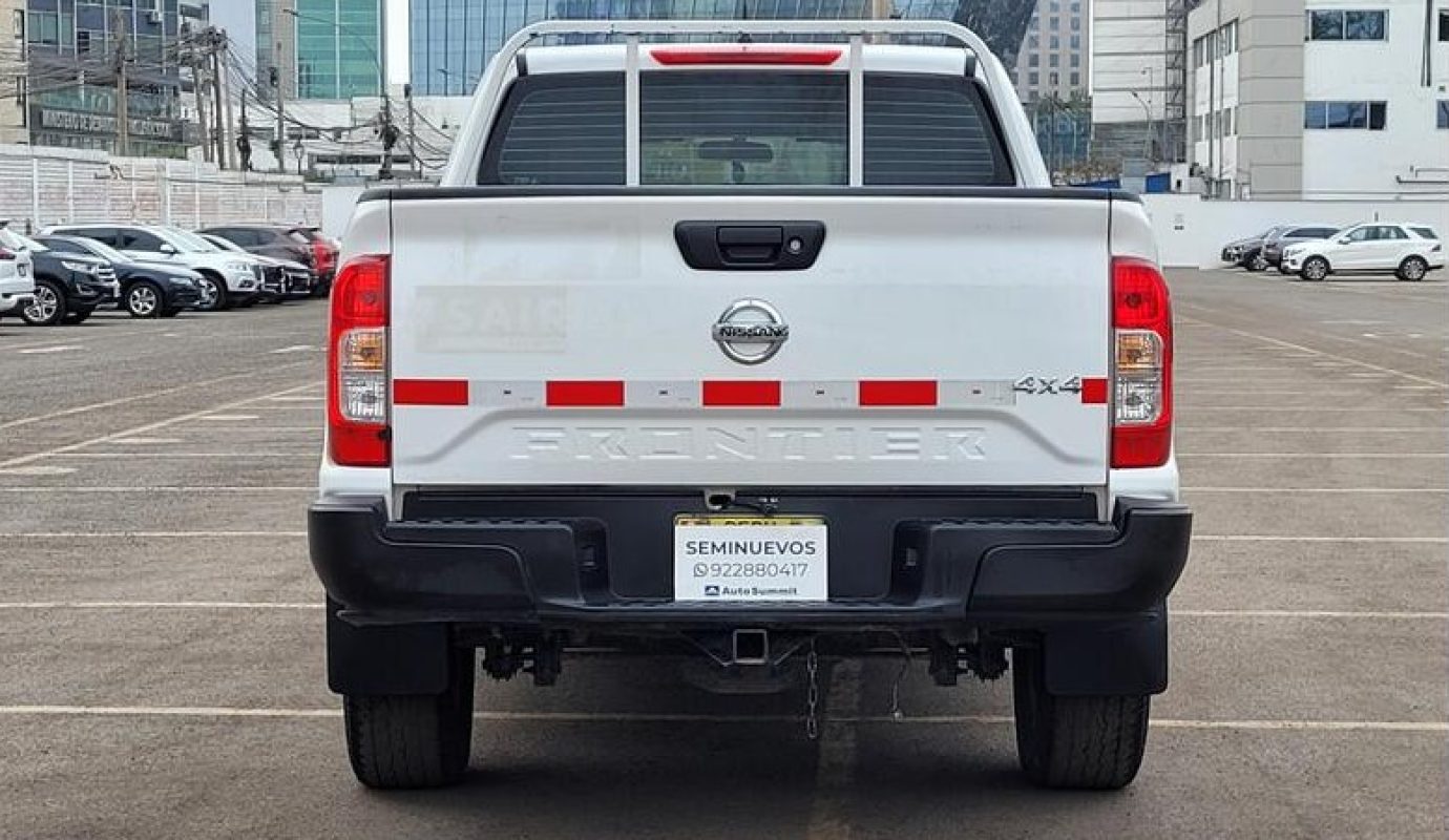 Nissan Frontier 2023