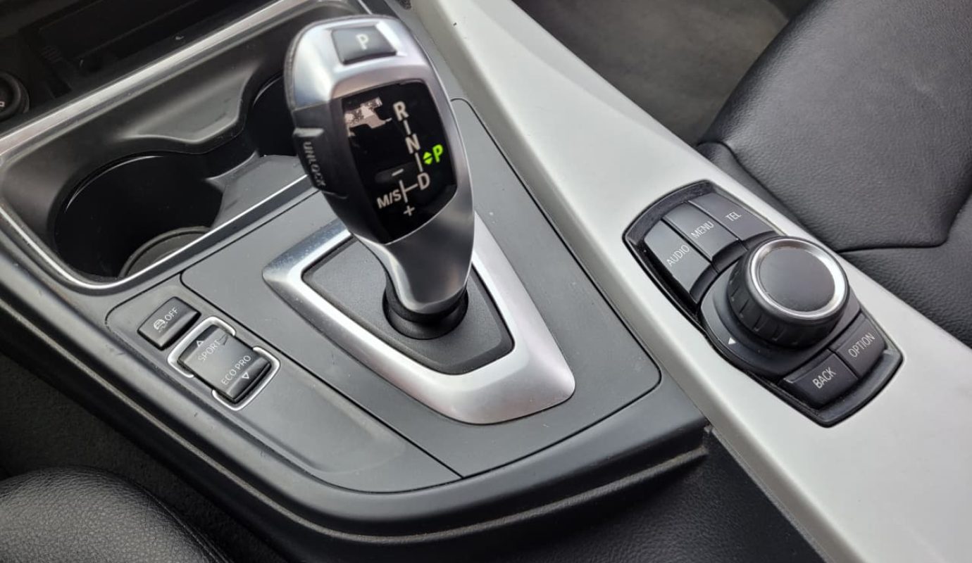 BMW 316i 2014 1.6L AT