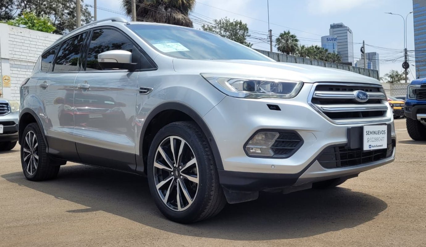 Ford ESCAPE SEL 2018 2.0L AT