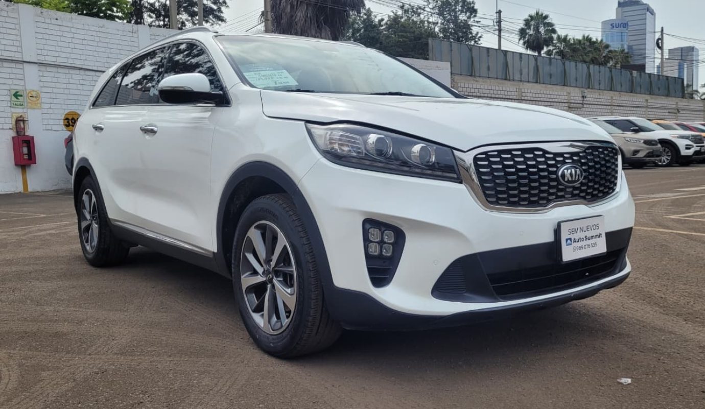 KIA SORENTO 2019 2.4L MT