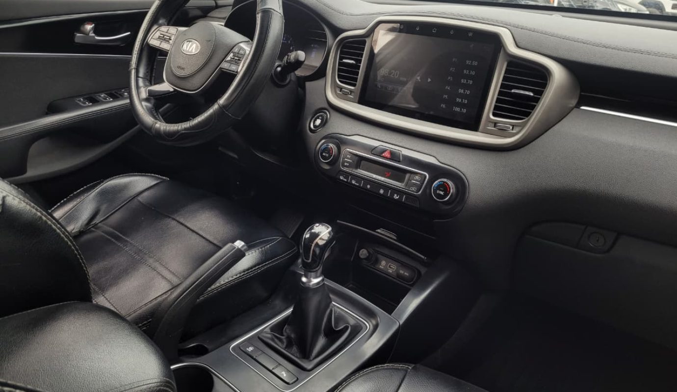 KIA SORENTO 2019 2.4L MT