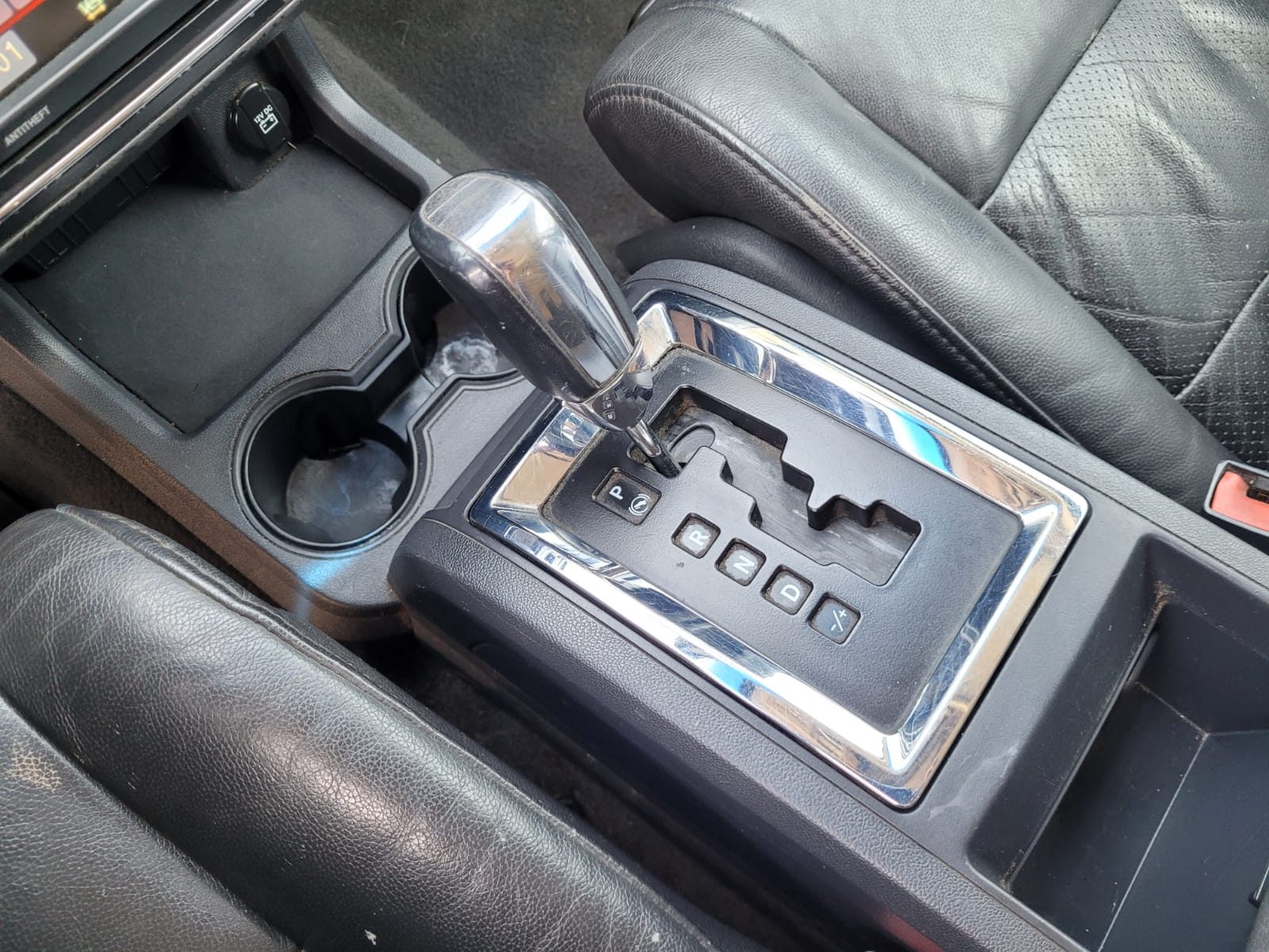 DODGE JOURNEY SXT 2010 4X2 2.4 AT