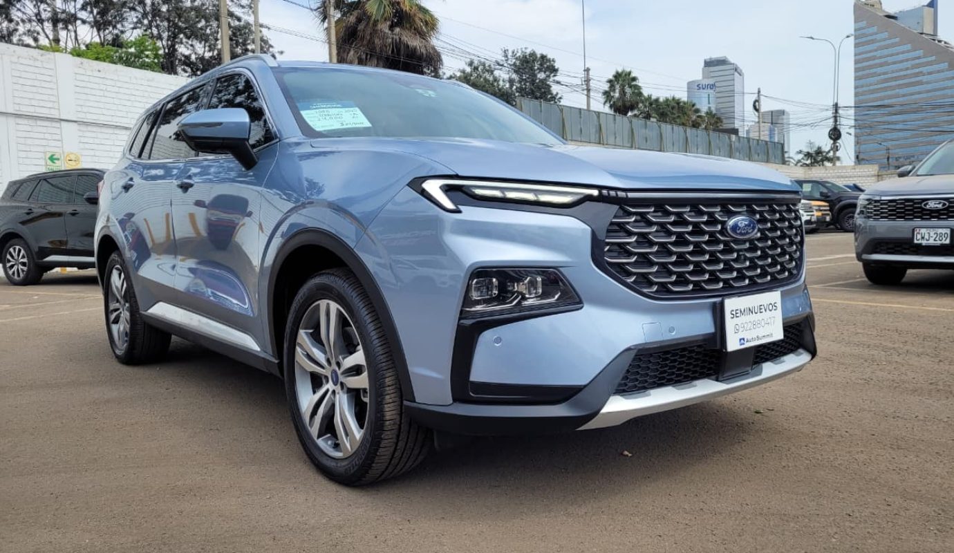 FORD TERRITORY TITANIUM 2025