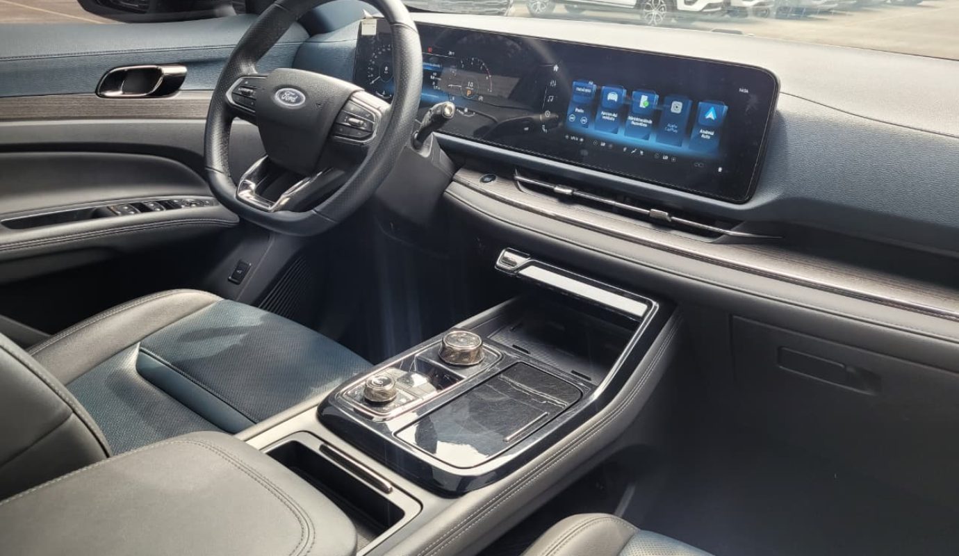 FORD TERRITORY TITANIUM 2025