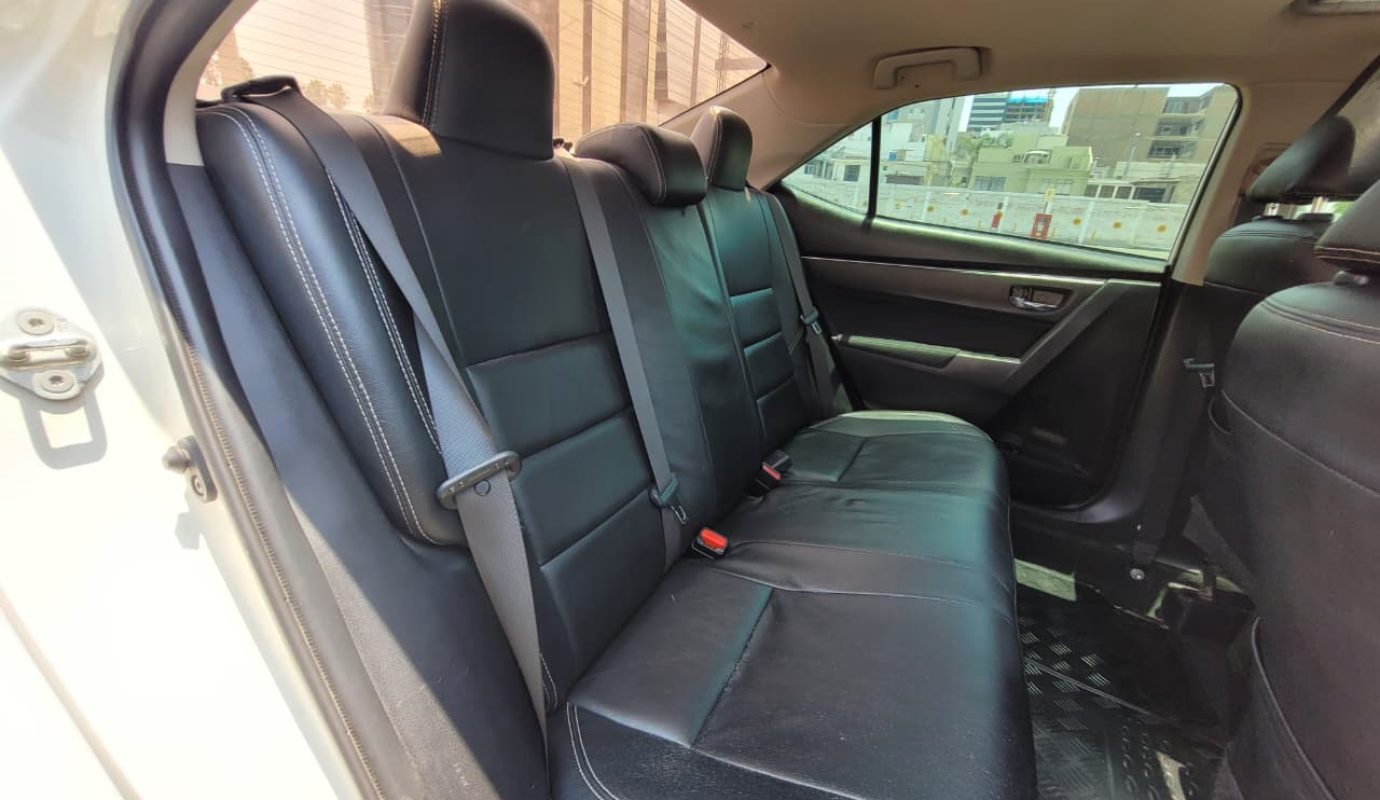 TOYOTA COROLLA PREMIUM 2017