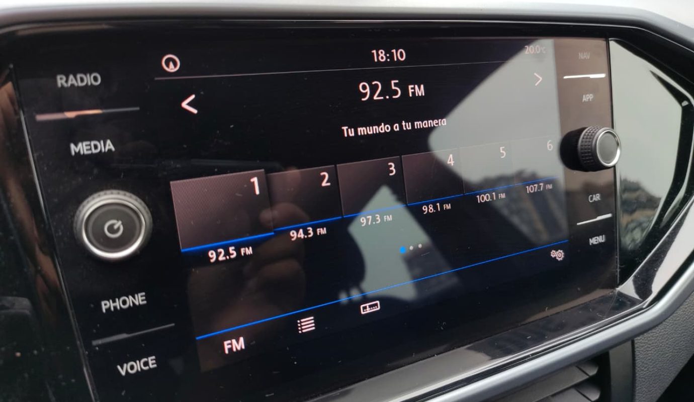 VOLKSWAGEN T-CROSS COMFORTLINE 2021