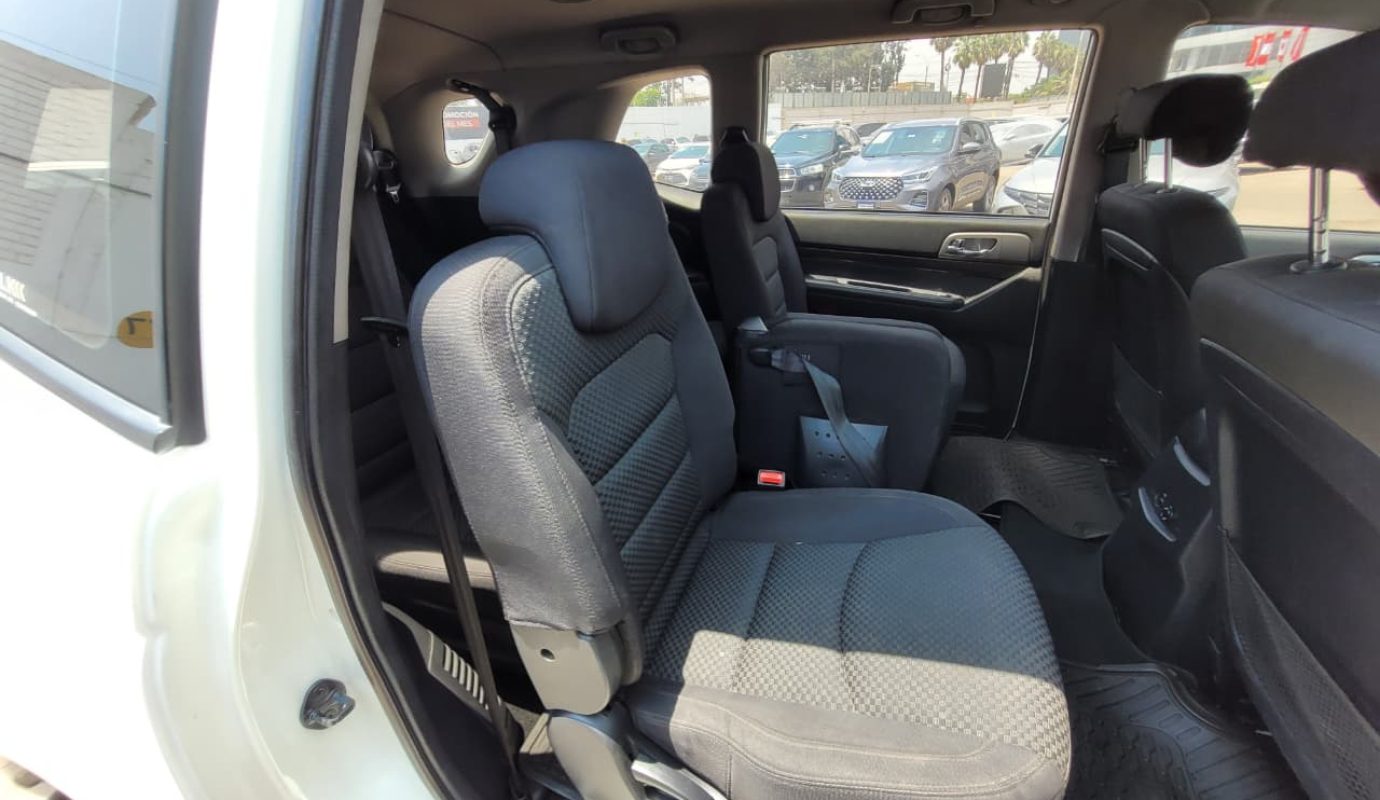 SSANGYONG RODUIS AUT 4X2 2021 2.0 AT