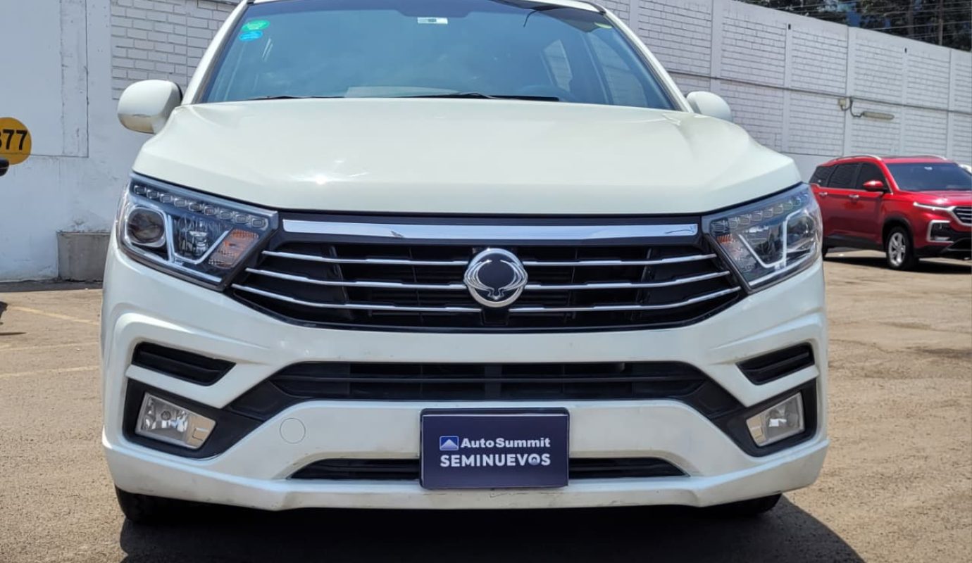 SSANGYONG RODUIS AUT 4X2 2021 2.0 AT