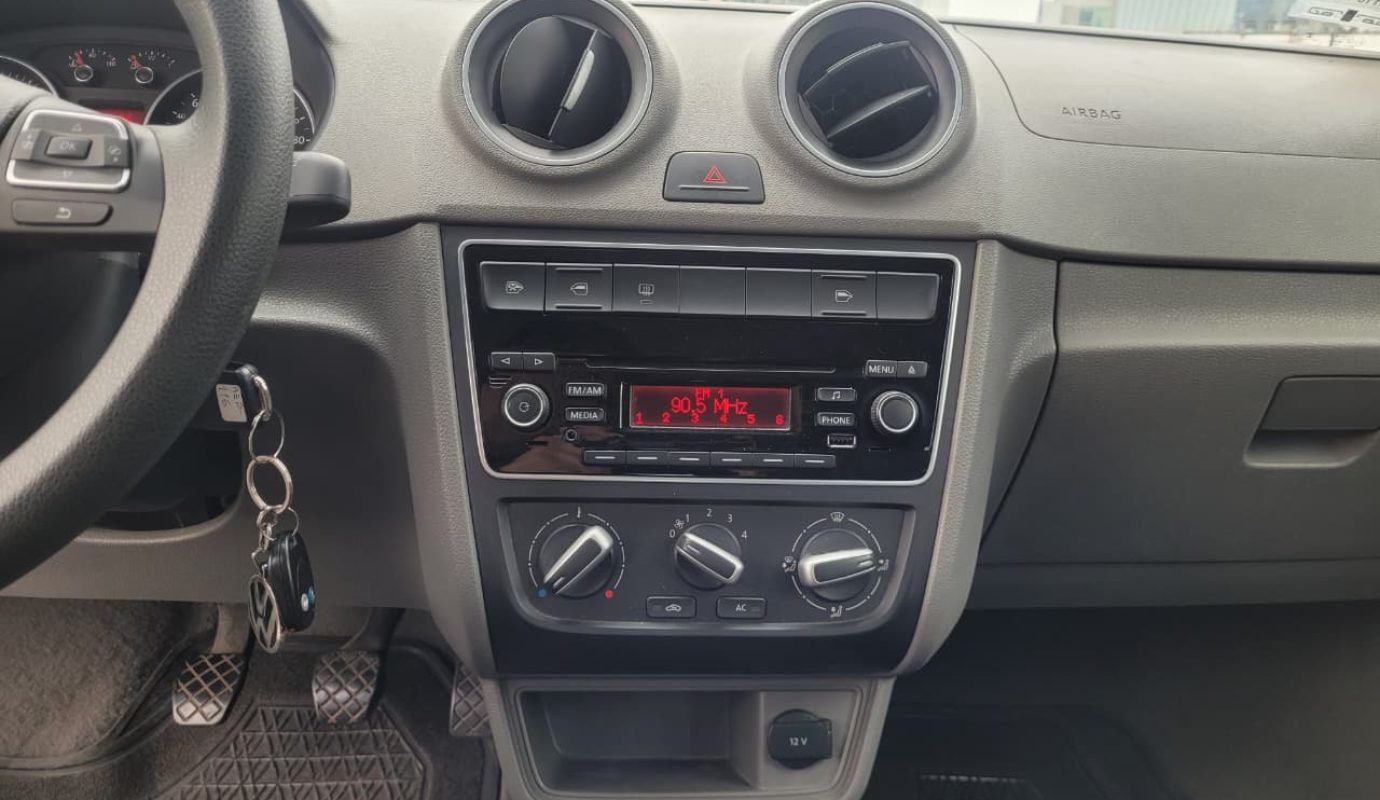 VOLKSWAGEN GOL ESTILO 2015