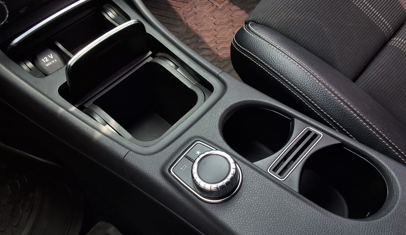 MERCEDES BENZ A200 URBAN 2018