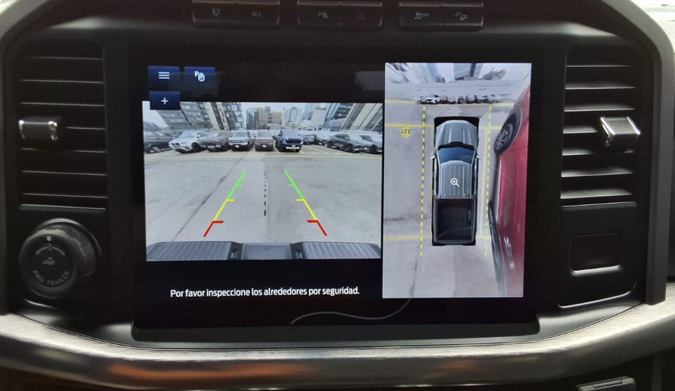 FORD F-150 LARIAT FHEV