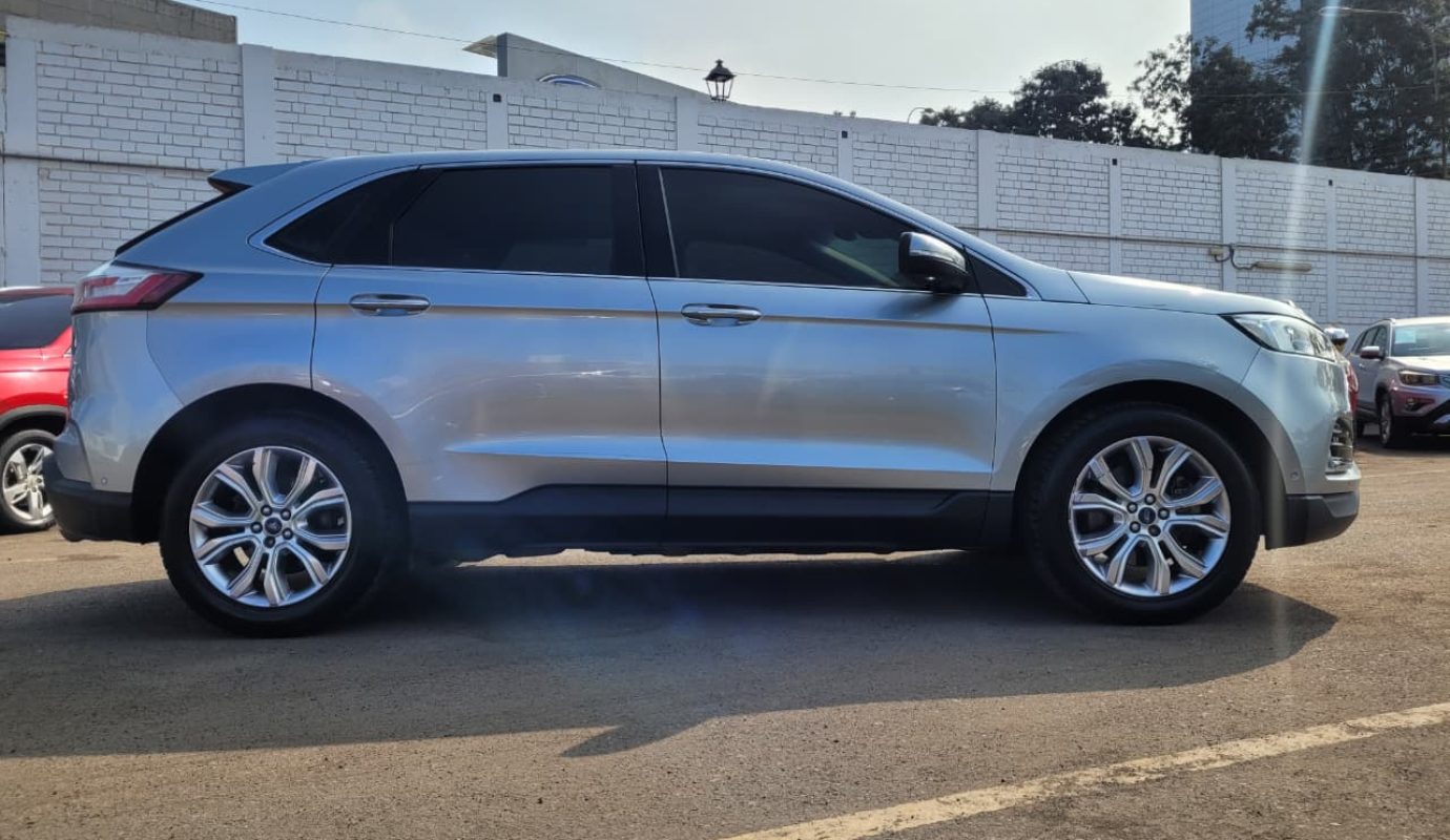 FORD EDGE TITANIUM 2.0