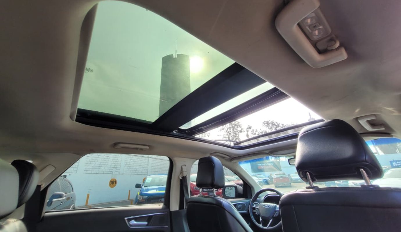 FORD EDGE TITANIUM 2.0