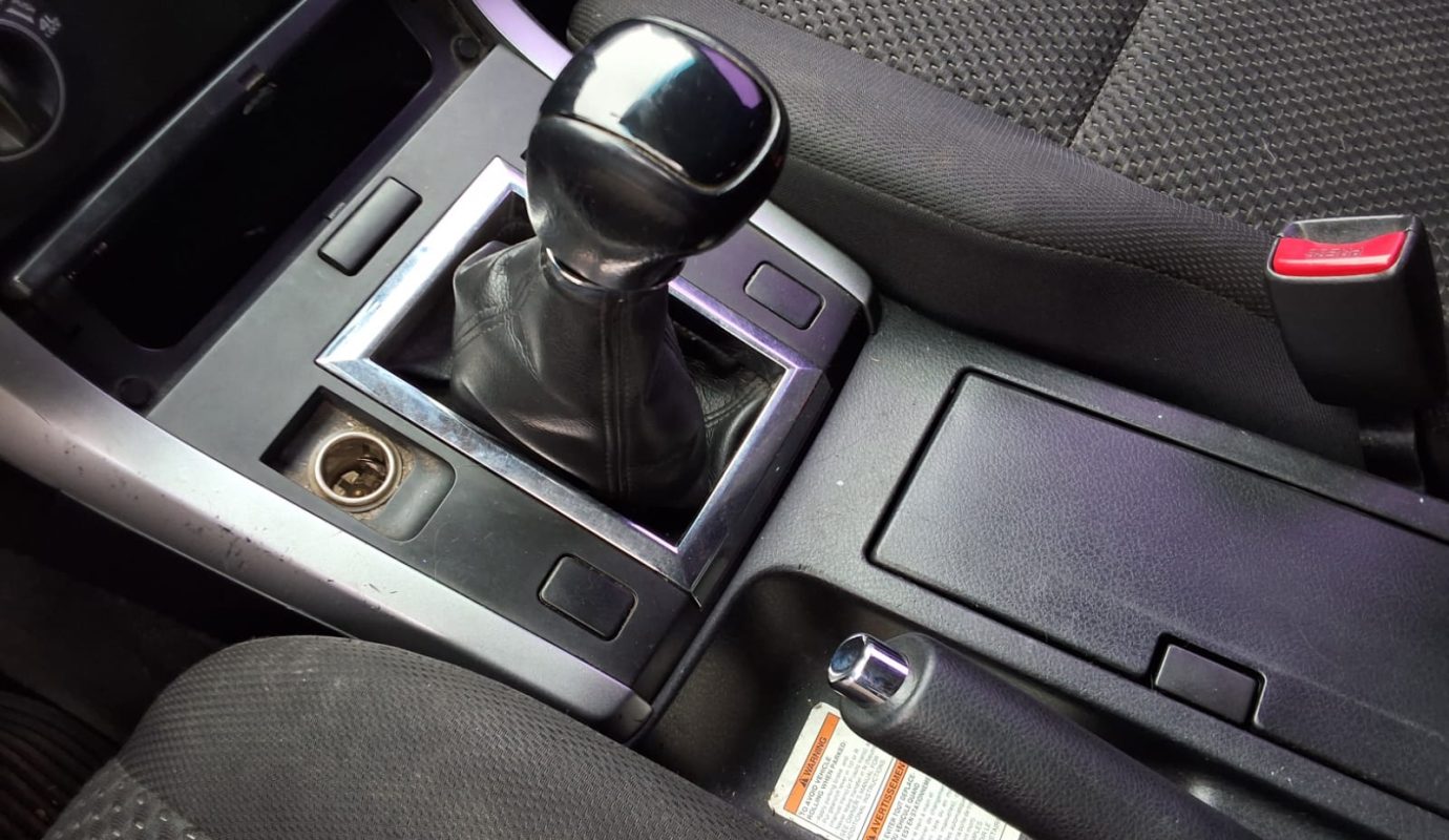 SUZUKI GRAND NOMADE 2010