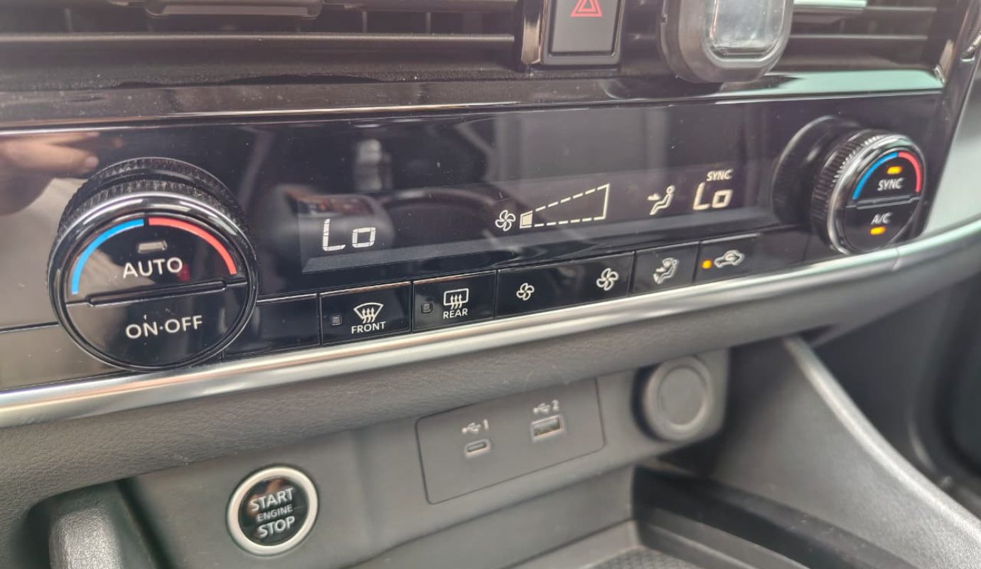 NISSAN XTRAIL ADVANCE CVT
