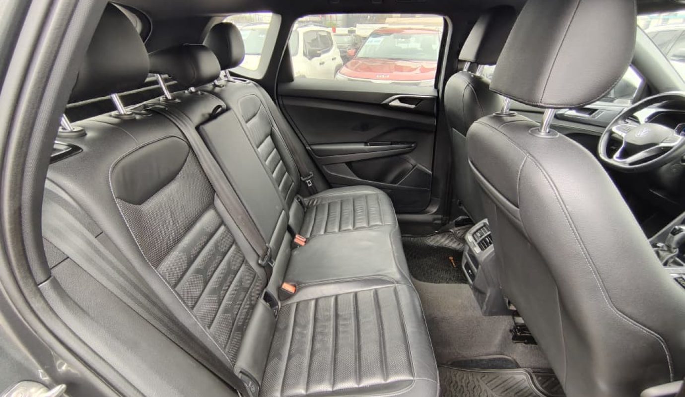 VOLKSWAGEN TAOS HIGHLINE 250