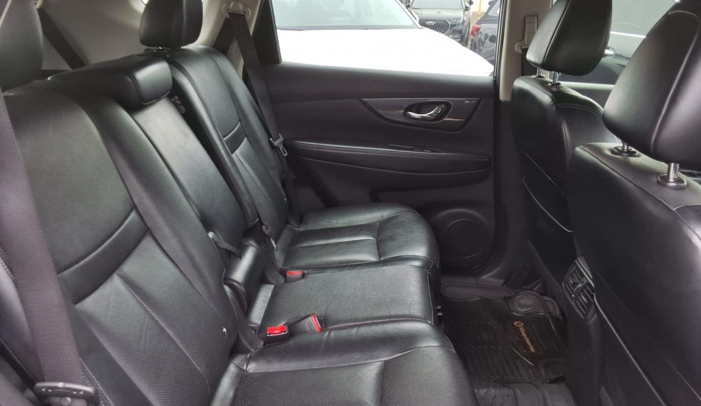 NISSAN XTRAIL FULL EXCLUSIVE