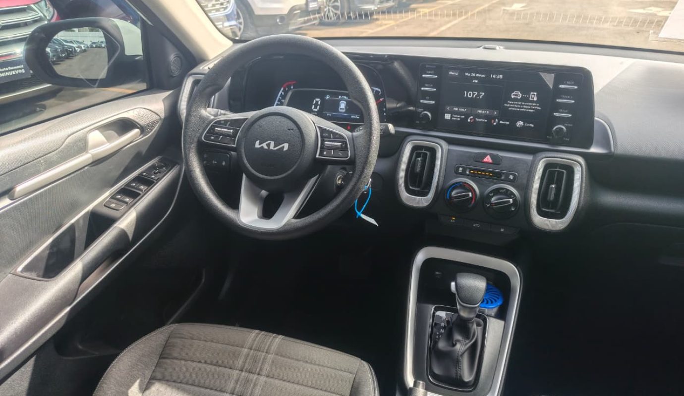 KIA SONET CVT LX ONE