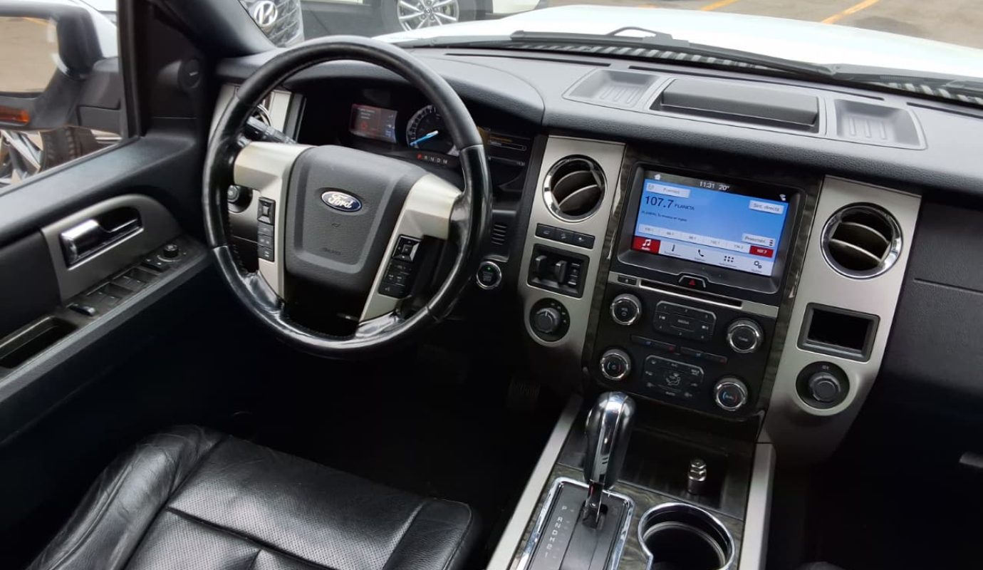 FORD EXPEDITION LIMITED