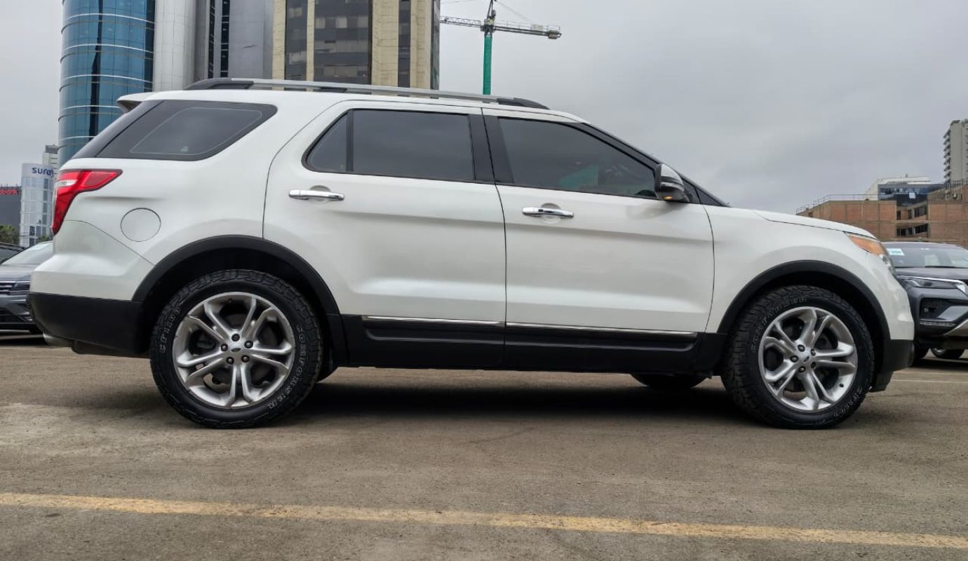 FORD EXPLORER LIMITED 2015