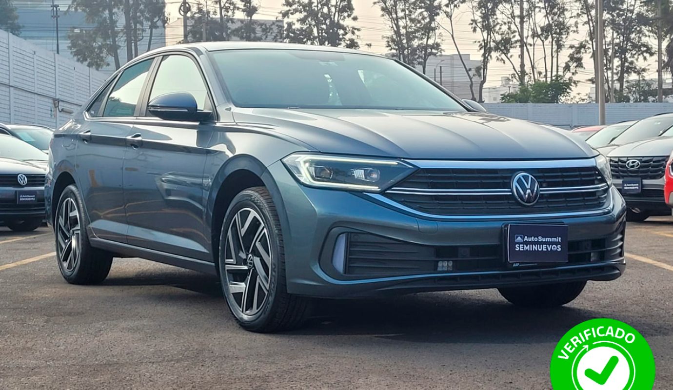 VOLKSWAGEN JETTA HIGHLINE 2022