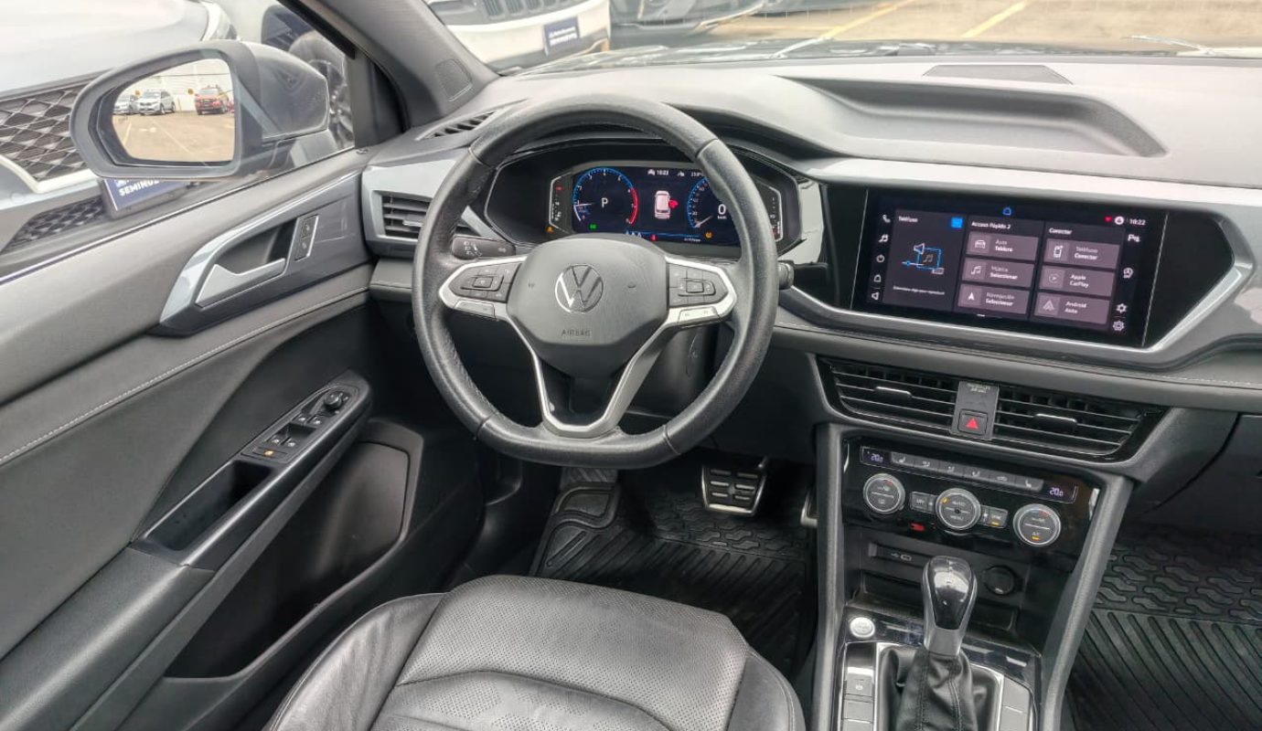 VOLKSWAGEN TAOS HIGHLINE 250