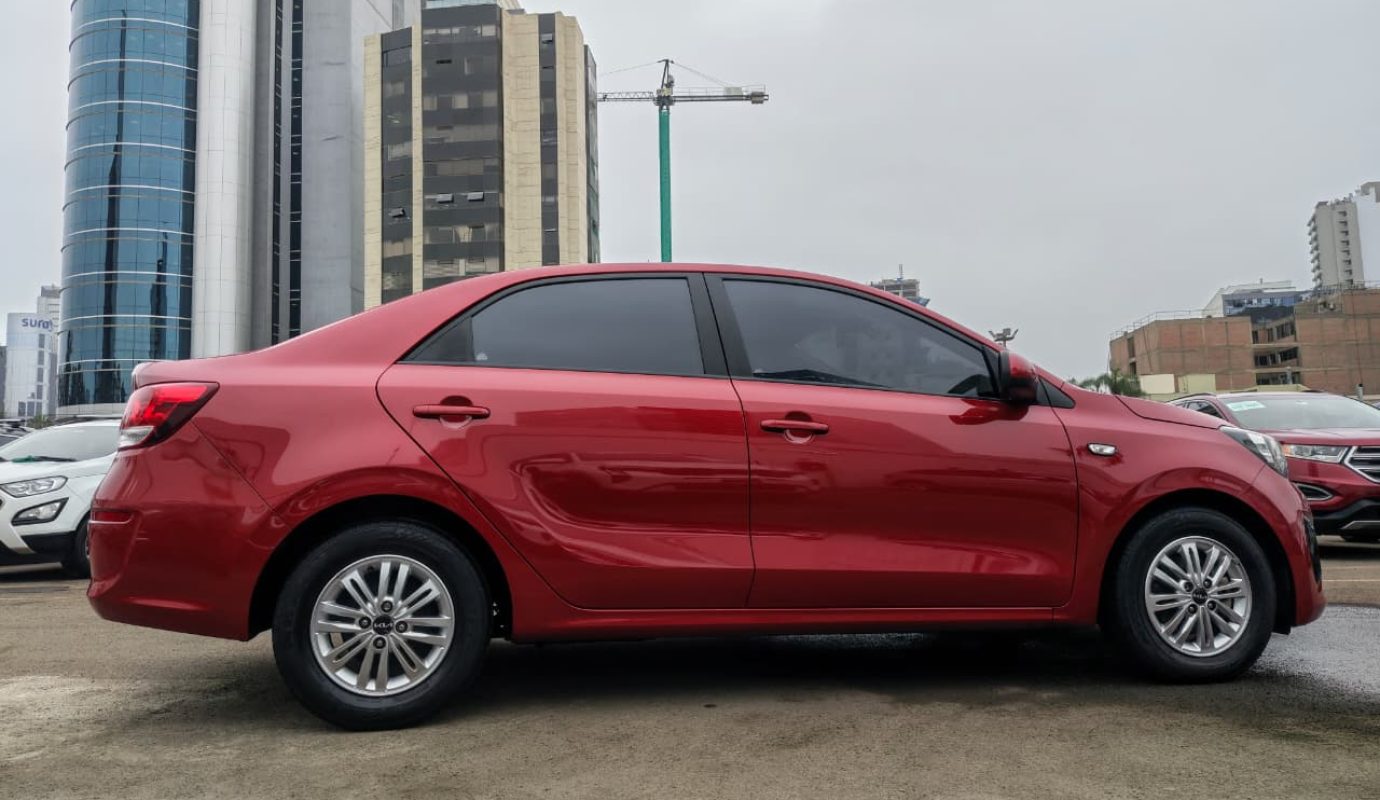 KIA SOLUTO LX PLUS