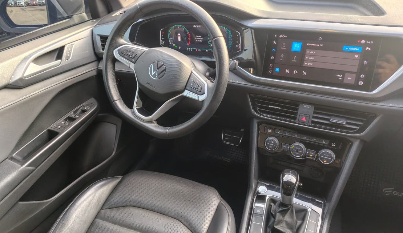 VOLKSWAGEN TAOS HIGHLINE 250 2022